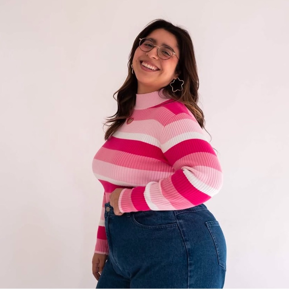Shiny by Nature Pink White Turtleneck Sweater Large